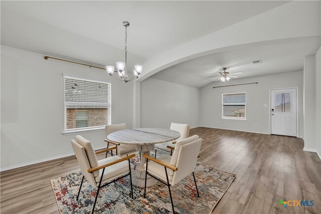 Building Photo - 2420 Elba Dr