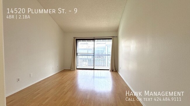 Building Photo - 14520 Plummer St