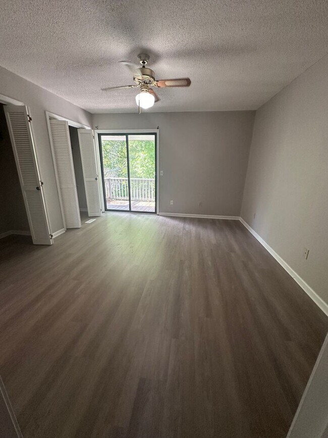 Building Photo - Daleville!   Close to the FT.  Rucker Gate!!!    LVP DOWNSTAIRS