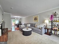 Building Photo - 5988 Queenston St