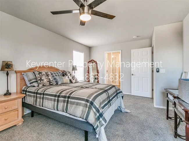 Building Photo - Modern Single Family Home in El Reno, OK!