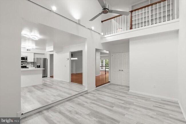Building Photo - 1550 McLean Commons Ct