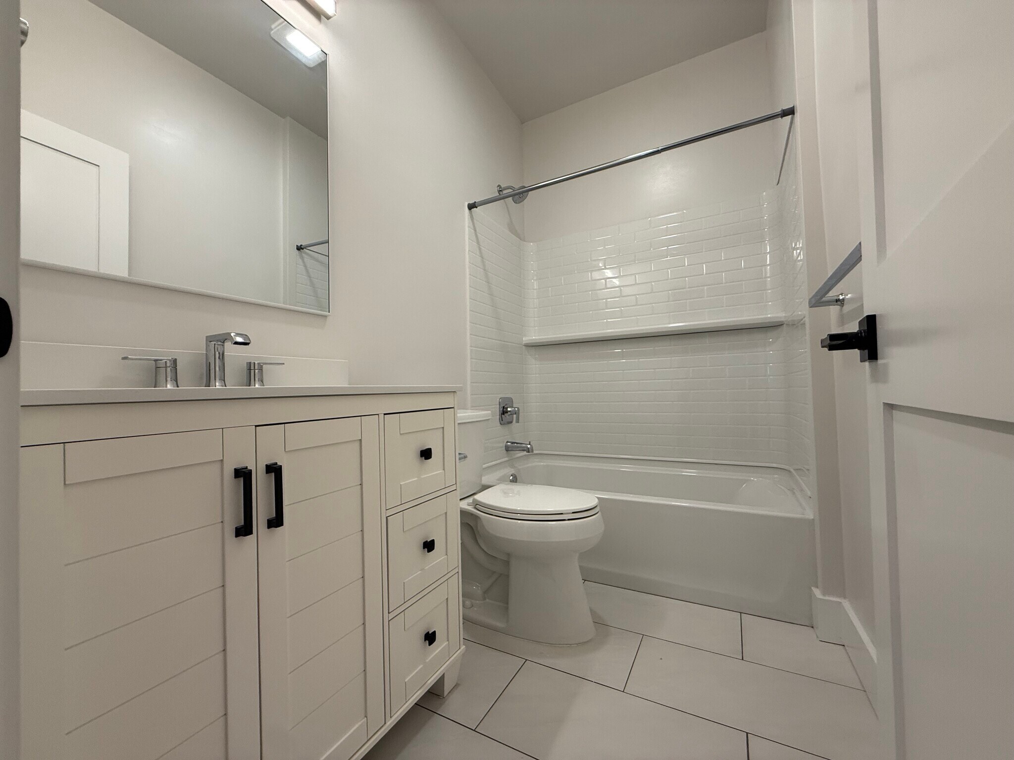 1st full bathroom - 160 Main St