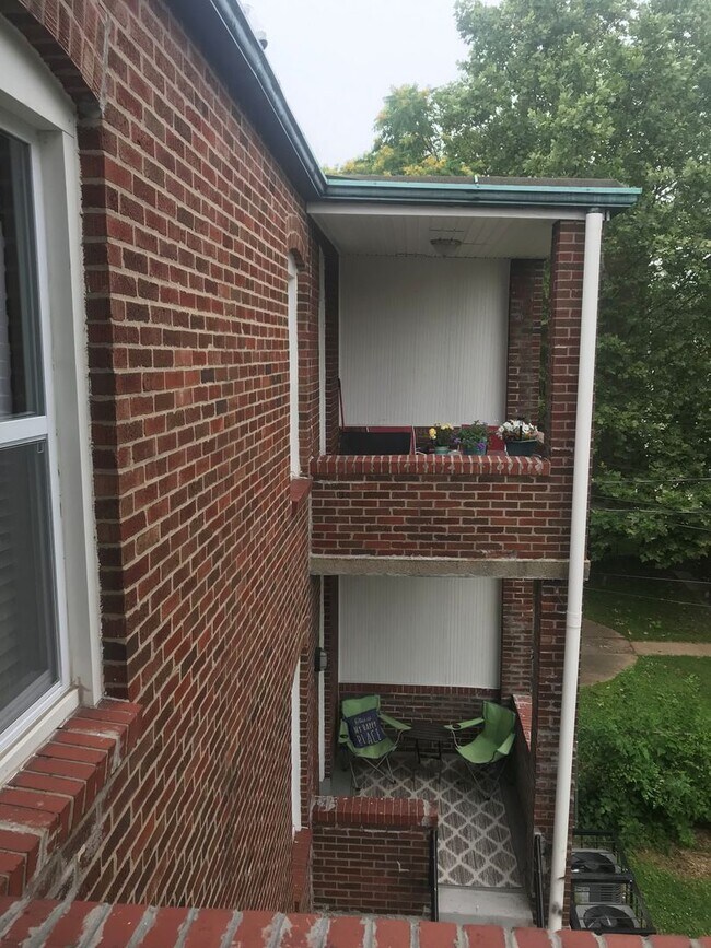 Building Photo - 4955-57 Eichelberger