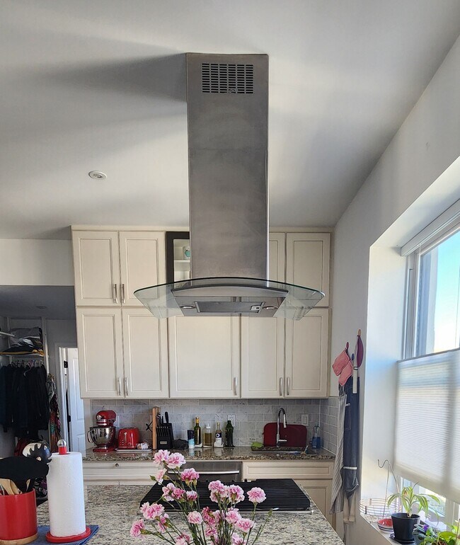 Building Photo - 3504-3513 13th St NW