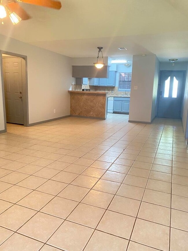 Building Photo - 17626 Telegraph Creek Dr