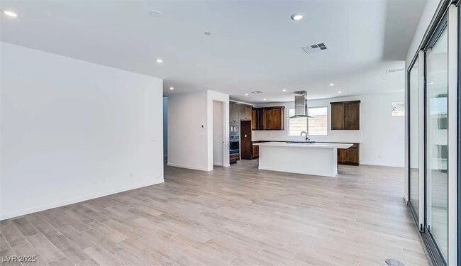 Building Photo - 1853 Crown King Ct