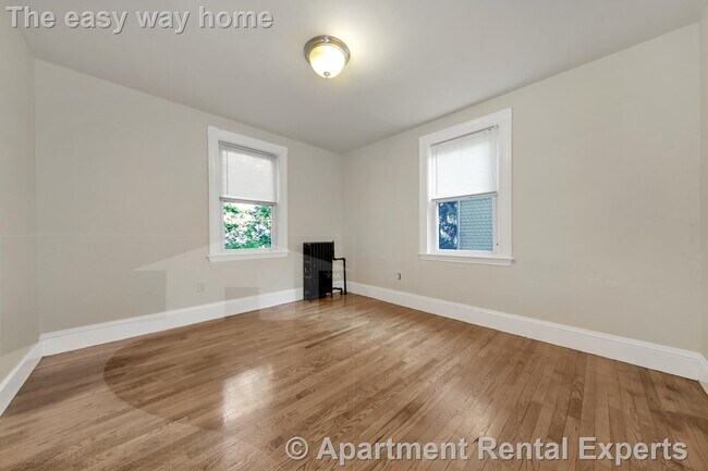 Building Photo - 5 Murdock Terrace