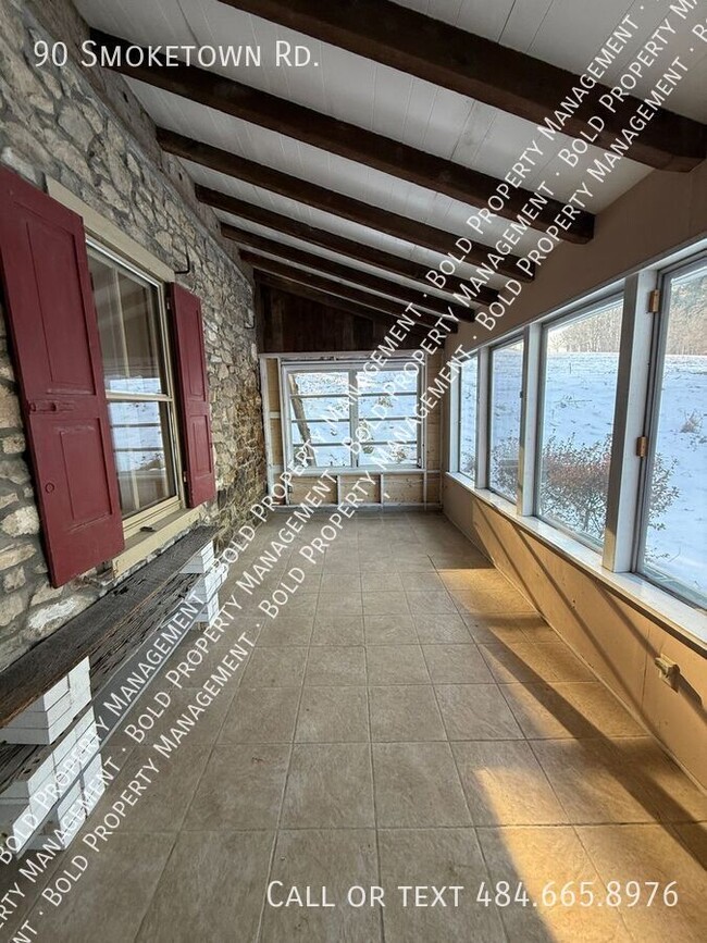 Building Photo - 90 Smoketown Rd