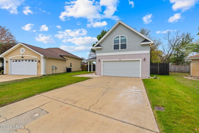 Building Photo - 203 Jase Ln