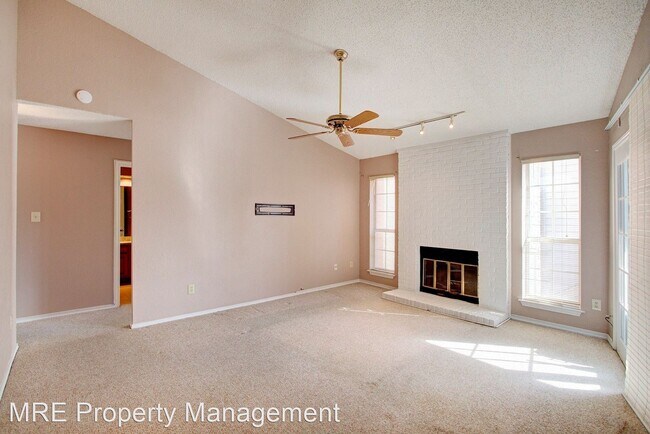 Building Photo - 2101 St Michaels Dr