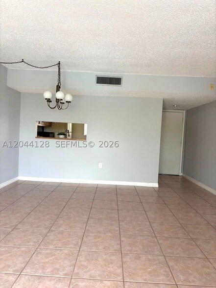 Building Photo - 8025 SW 107th Ave