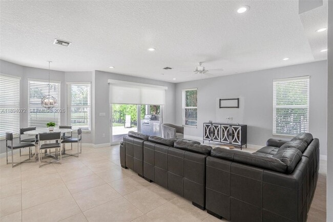 Building Photo - 11750 Bayfield Dr