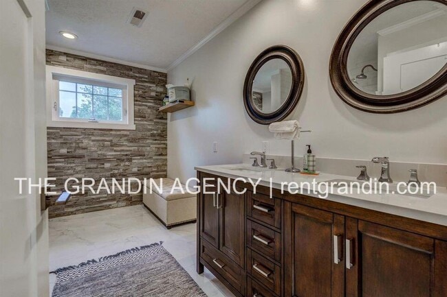 Building Photo - 1684 Dudley Amos Rd