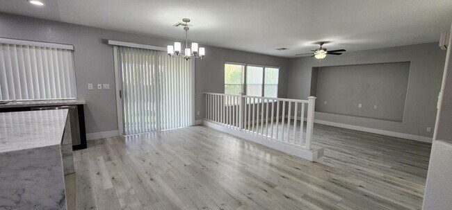 Building Photo - 4816 Magnolia Blossom Ave