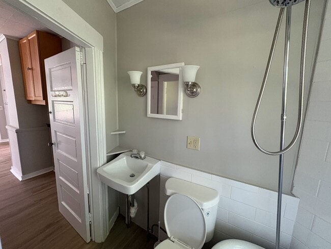 Building Photo - 186-196 South Main Street