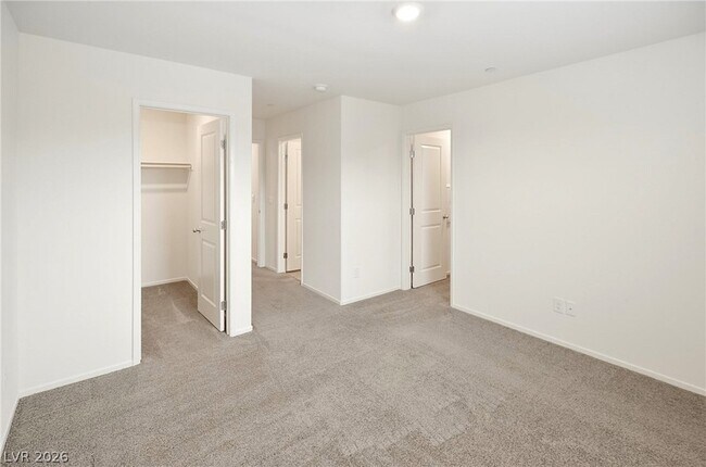 Building Photo - 10923 Heatherford Ave