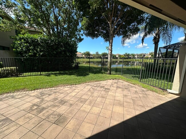 Building Photo - 8058 Green Tourmaline Ter