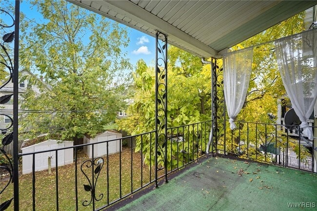 Building Photo - 449 Bird Ave