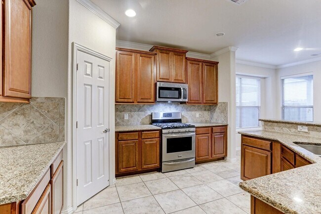 Building Photo - 19806 Amber Village Ln