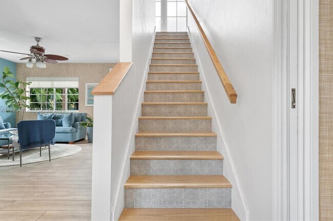 Building Photo - Northeast 5th Avenue Road, Miami Shores, FL 33138 - 5 BR 4 BA single-family home
