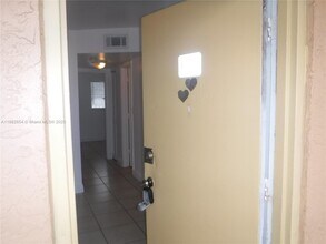 Building Photo - 101 NE 41st St
