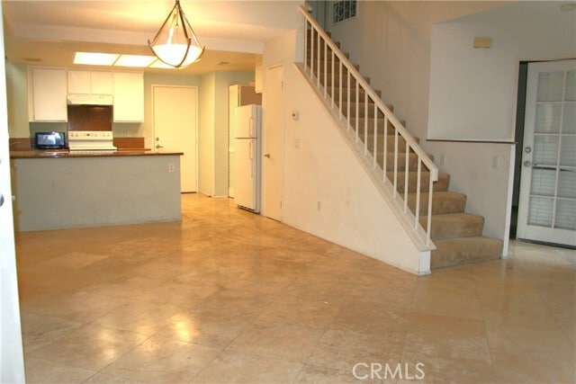 Building Photo - 51 Alberti Aisle