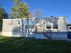 Building Photo - 135 Mayfair Rd