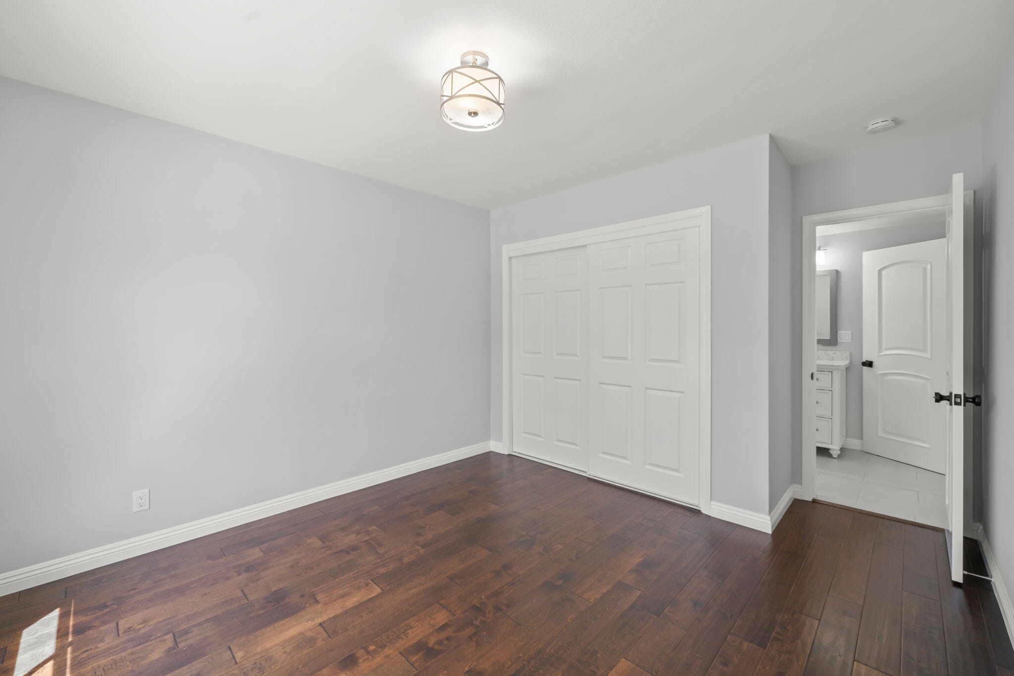 Building Photo - 15473 Lemay St