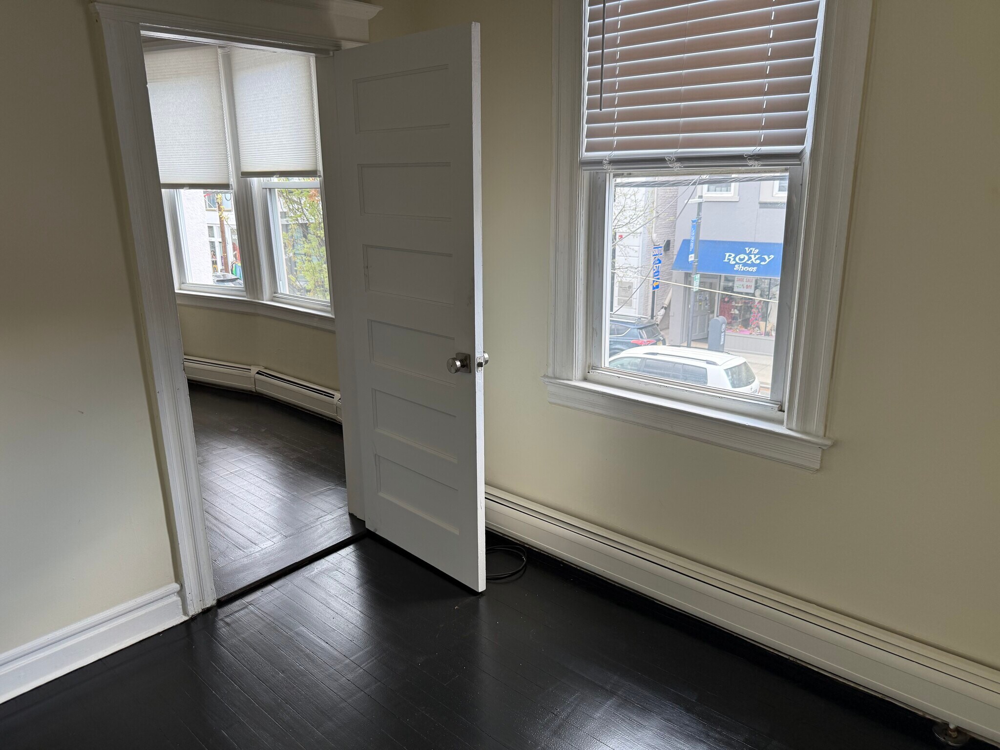 Building Photo - 353 Millburn Ave