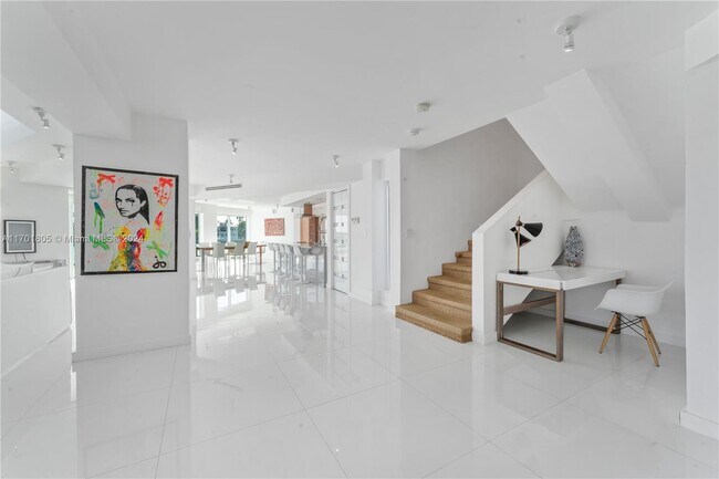 Building Photo - TREASURE ISLAND