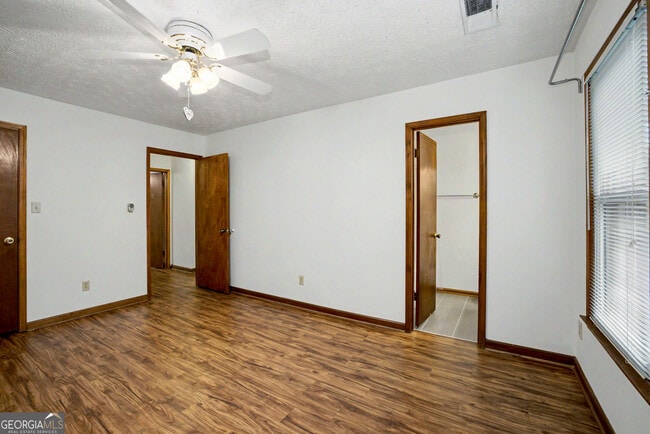 Building Photo - 309 Deergrass Trail