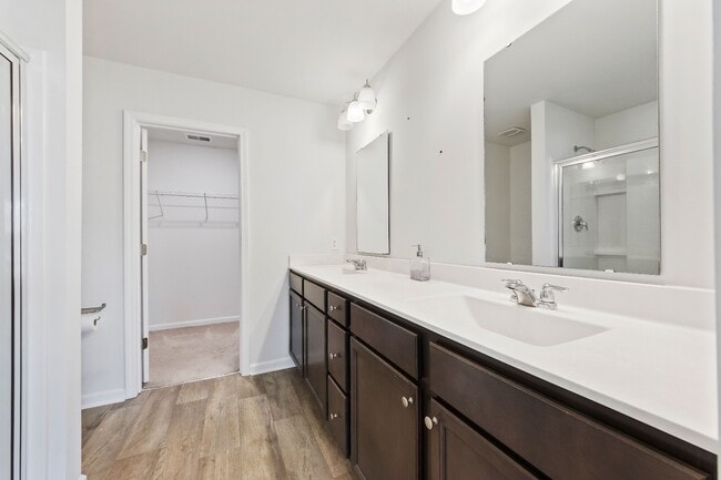 Building Photo - 9784 Transplanter Cir