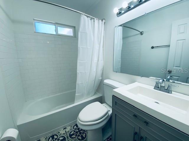 Building Photo - 545 48th Ave N