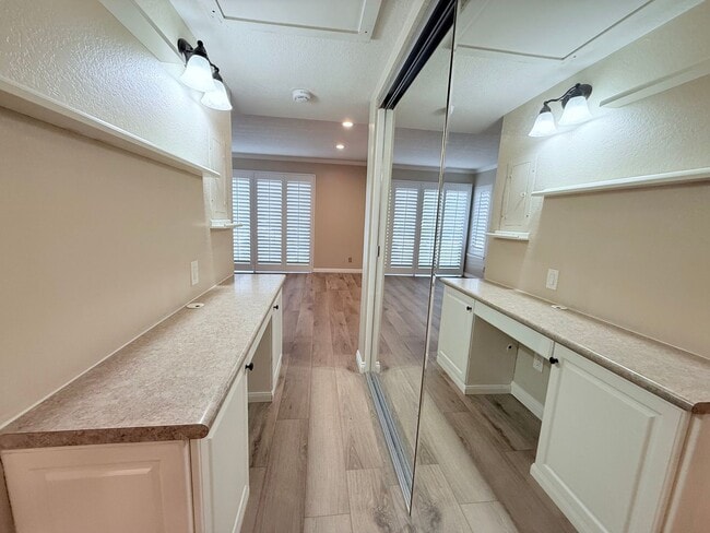 Building Photo - Best Value in Irvine!