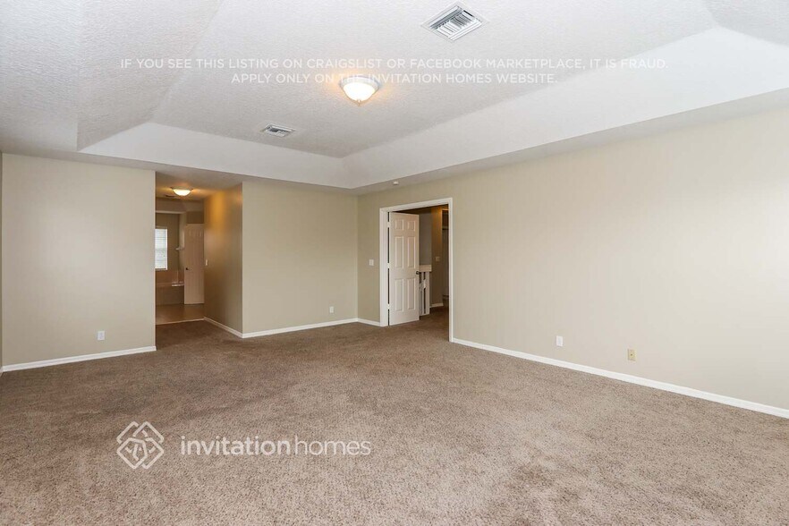 Building Photo - 10873 La Salinas Cir
