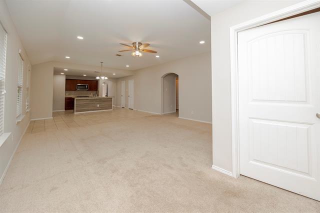 Building Photo - 2544 Saldana Dr