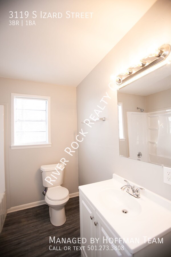 Building Photo - 3119 S Izard St