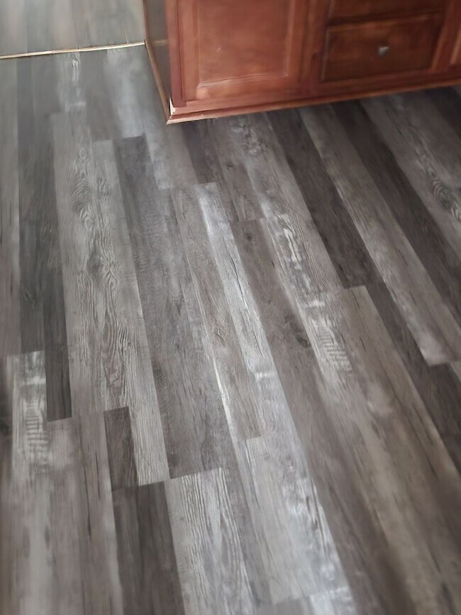 Building Photo - WELMAR