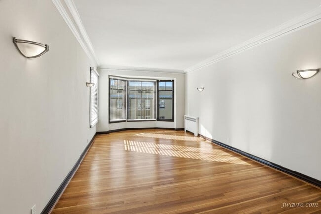 Building Photo - 1695 North Point St