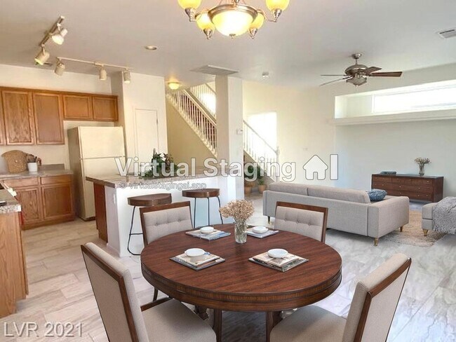 Building Photo - Gated Community! Fabulous 4 Bedrooms Plus ...