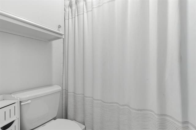 Building Photo - 10566 High Hollows Dr