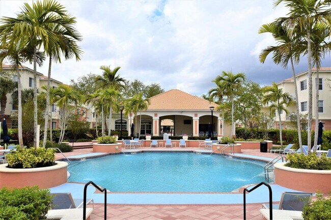 Building Photo - 9857 Baywinds Blvd