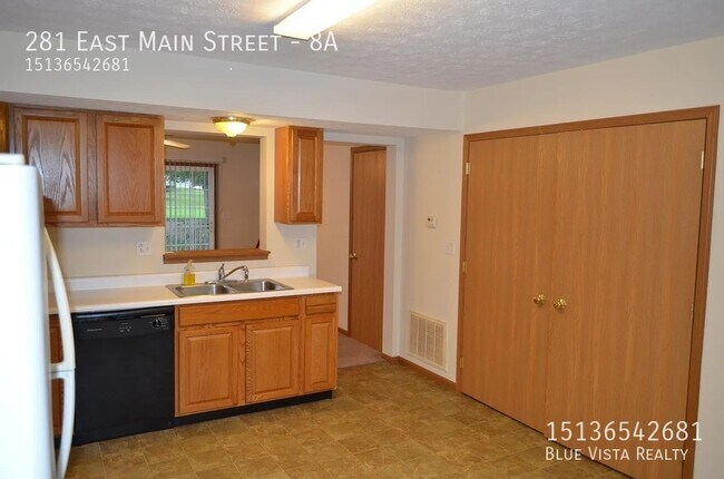 Building Photo - 281 E Main St