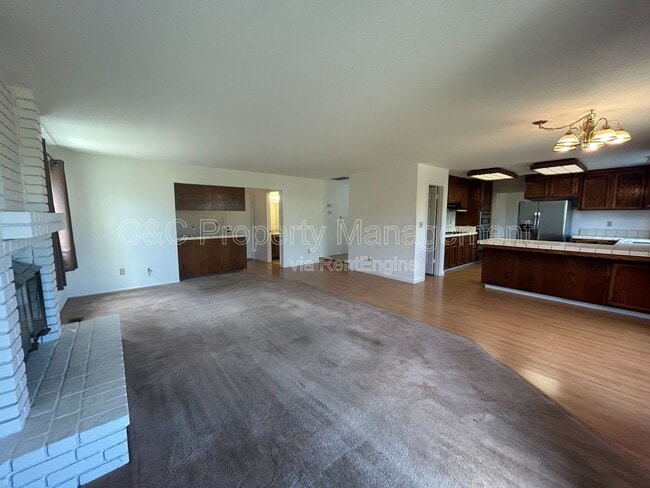 Building Photo - 284 Preakness Ln