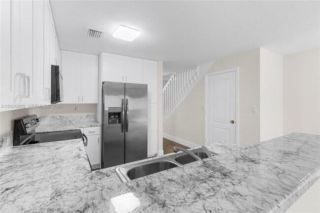 Building Photo - 3178 SW 128th Terrace