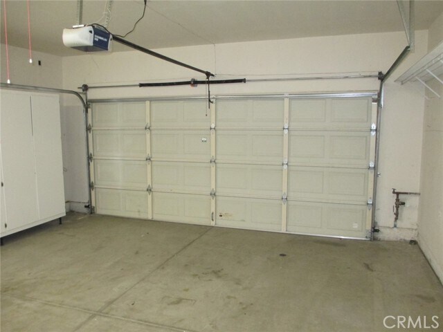 Building Photo - 41201 Crooked Stick Dr