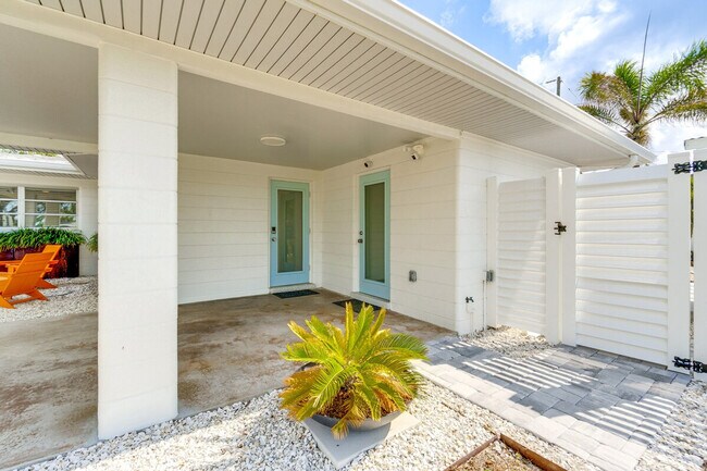 Building Photo - 4891 Heron Rd