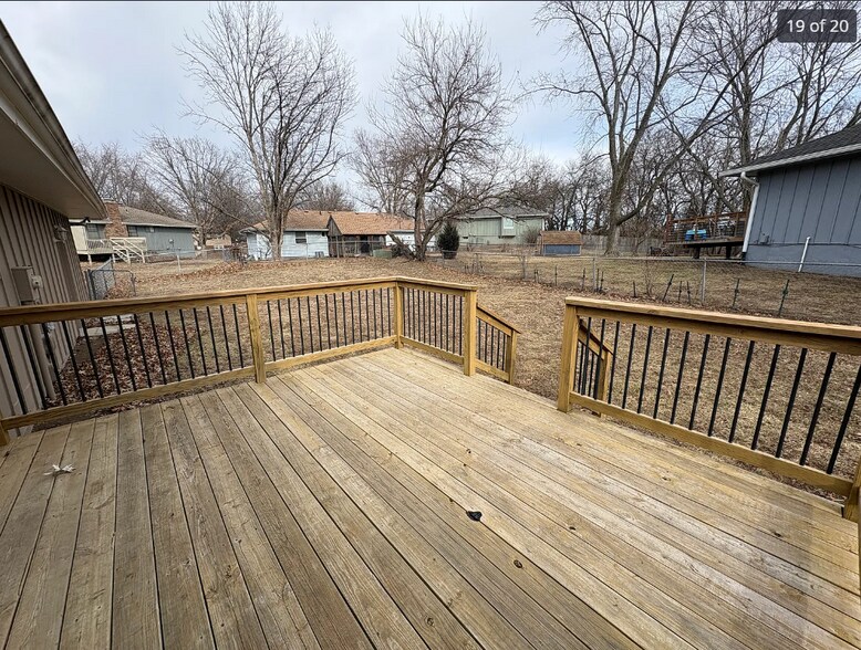 Building Photo - 3609 SW Harbor Cir