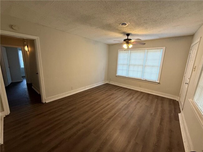 Building Photo - 1357 W Gulf Field Dr